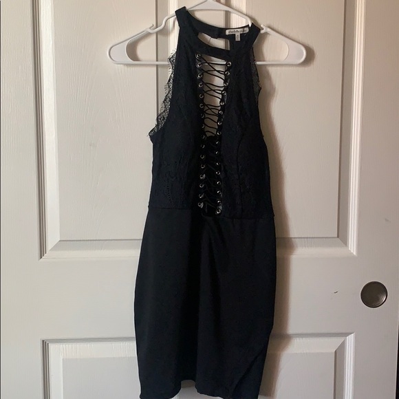 Charlotte Ruse dress - Picture 2 of 8